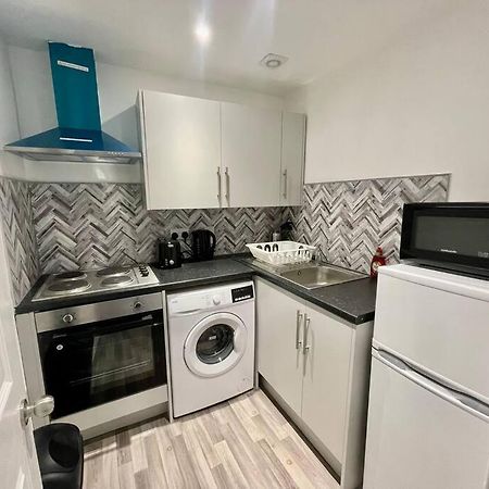 Large 2 Bed Near Glasgow Airport Paisley Exteriér fotografie
